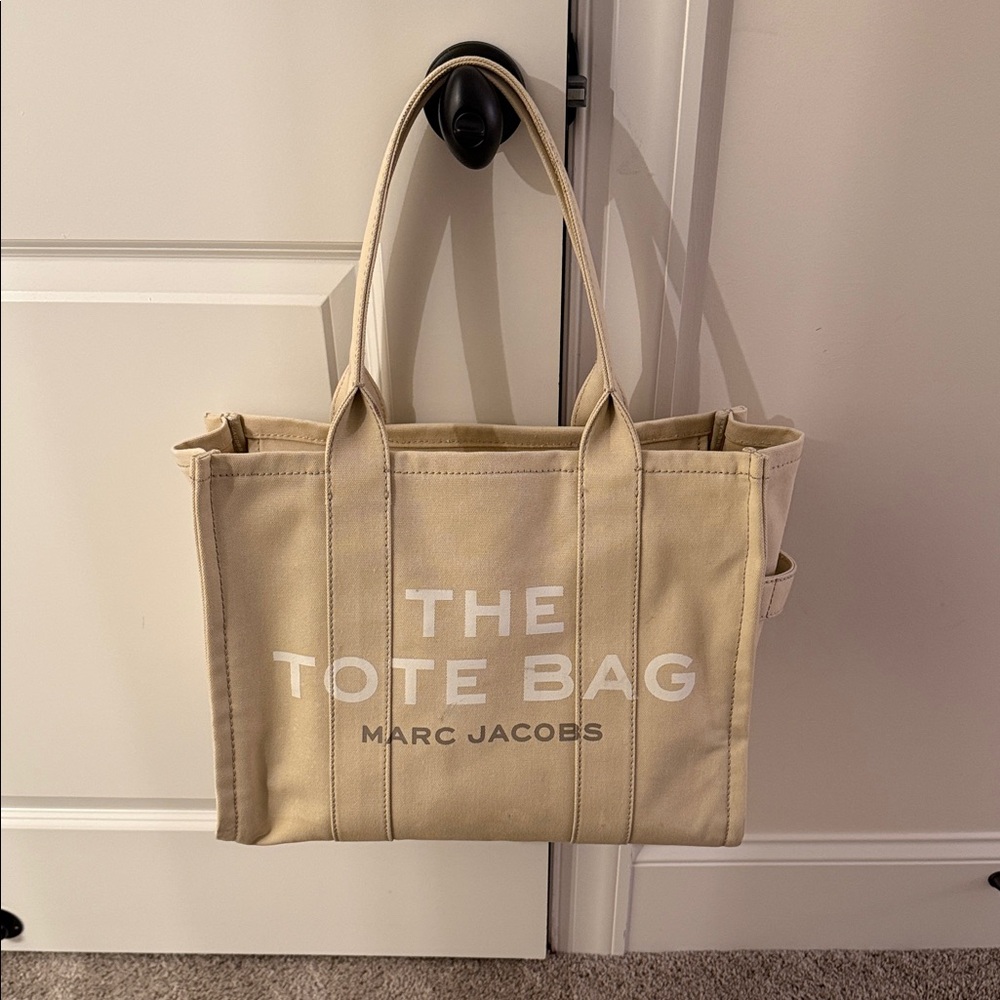 Marc Jacobs Tan Tote Bag